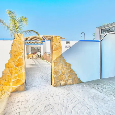 Yuca Con Piscina Privada En